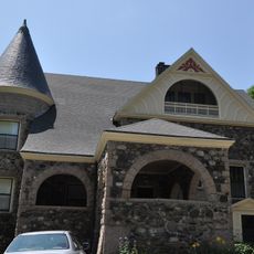 Charles L. Cushman House