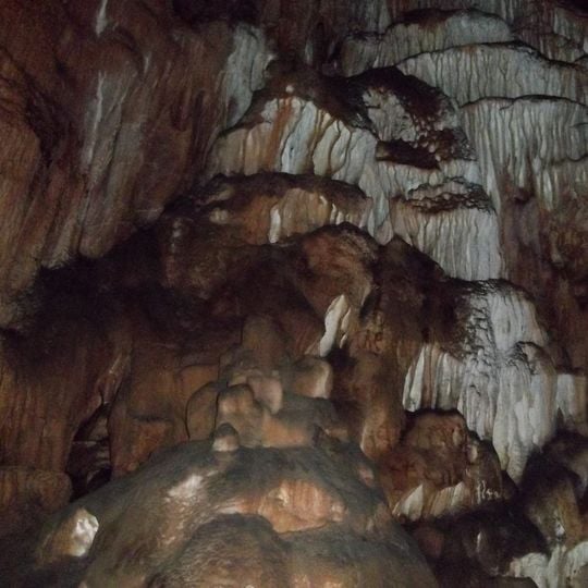 Skelska Cave