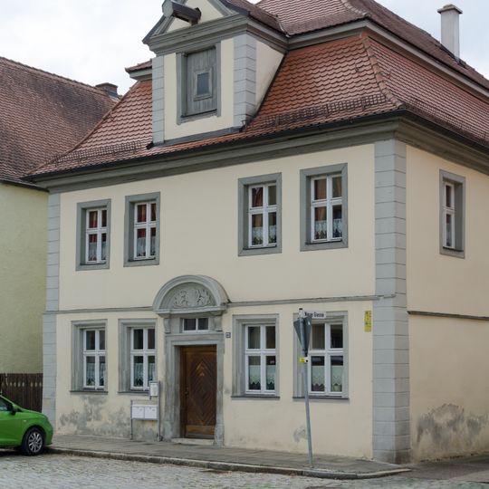 Weißenburger Straße 23