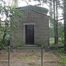 Crypt house Family Müller