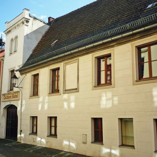 Wohnhaus in geschlossener Bebauung Lunitz 3
