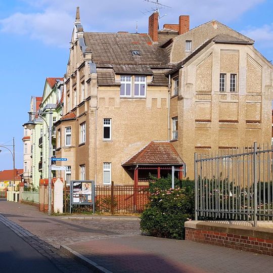 Straße der Jugend 15