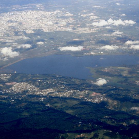 Barragem de Taiacupeba