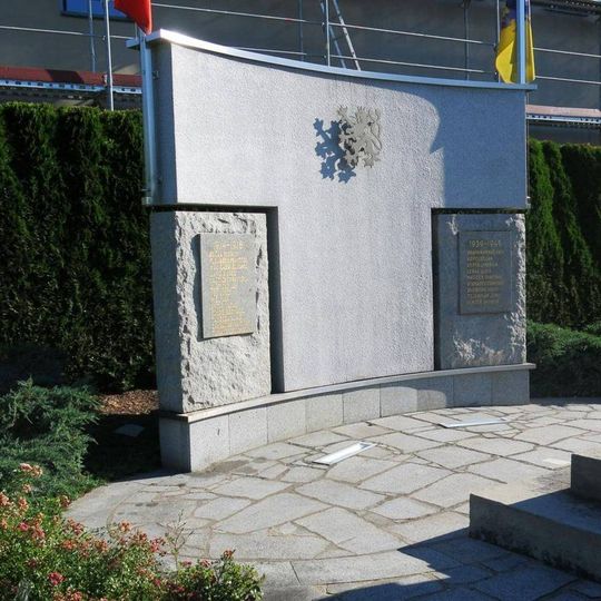 Pomník padlým ve Valdicích