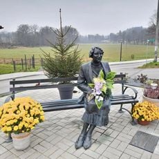 Pomnik Gabrieli Thun Hohenstein