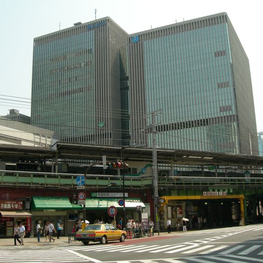 Yūrakuchō Station