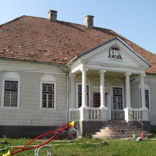 Conacul din str. Teilor nr.10 din Câmpia Turzii