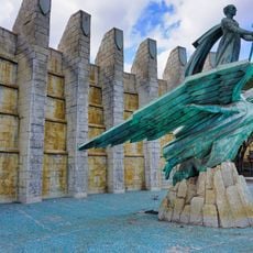 Monumento a la Victoria