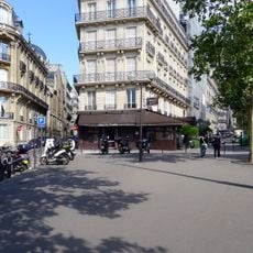 Place Pierre-Brisson