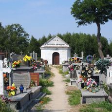 Parish cemetery in Koniemłoty