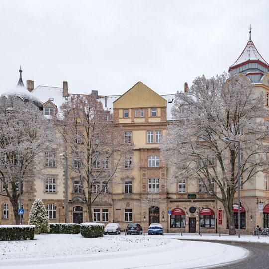 Mietshaus mit Gaststube