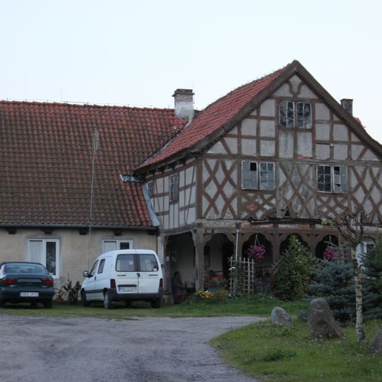 Dom podcieniowy nr 19