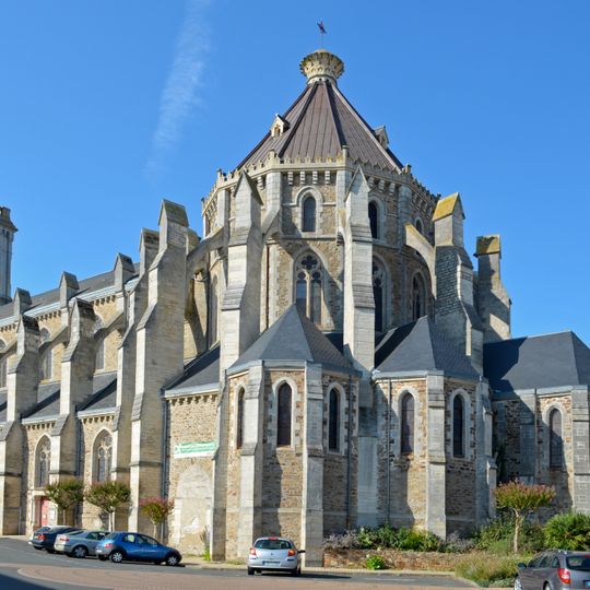 Église Saint-Benoît d'Aizenay