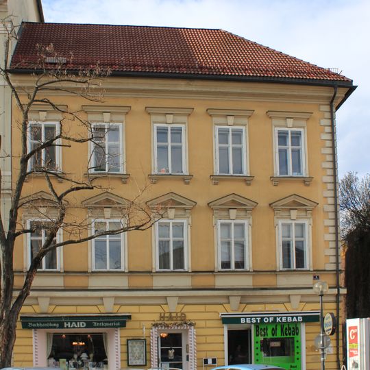 Klagenfurt, Villacher Straße 4