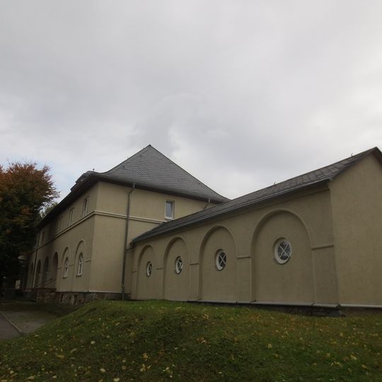 Wohnhaus , mit Vorgarten Genossenschaftsplatz 3; 4