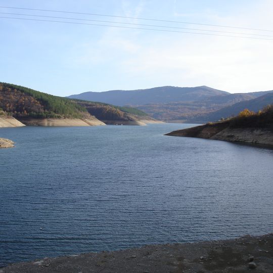 Zavoj Lake