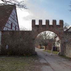 Ehemalige Klostermauern des ehemaligen Augustinerinnenklosters Pillenreuth