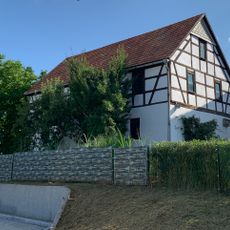 Scheune und Seitengebäude Schulweg 7