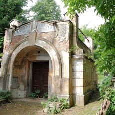 Cintorín sv. Rozálie, hrobka