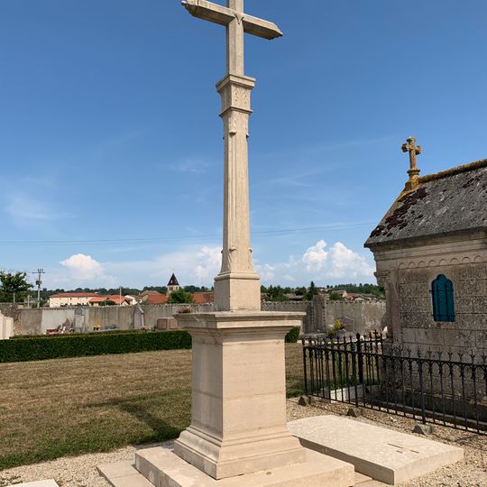 Cemetery cross of Saint-Étienne-sur-Chalaronne