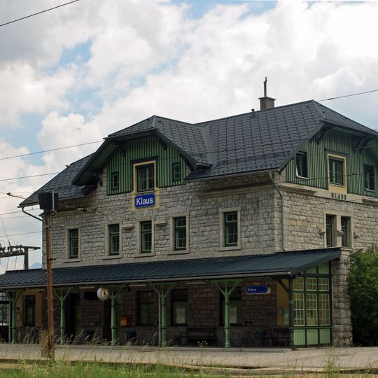 Aufnahmsgebäude Bahnhof Klaus an der Pyhrnbahn