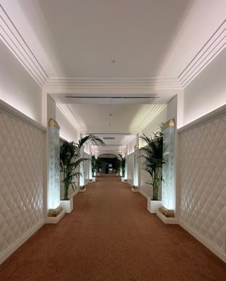 Interior 4
