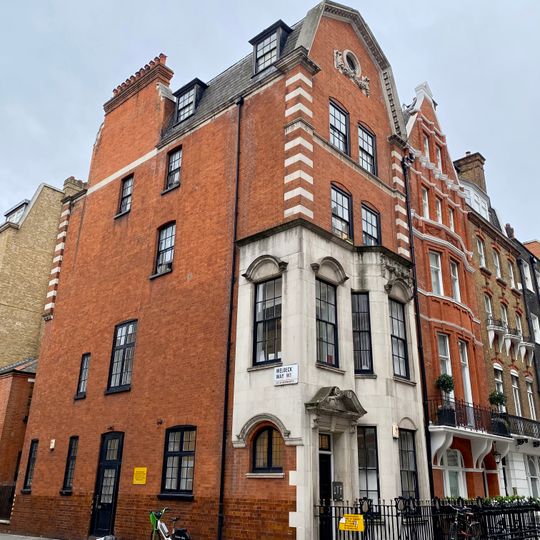 11, Welbeck Street W1