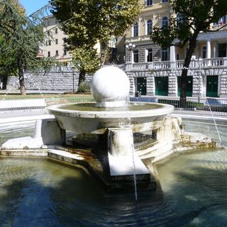 Fountain of Ken Davis