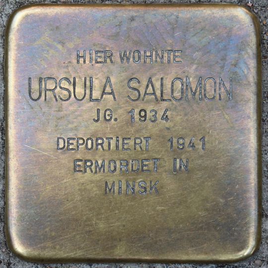 Stolperstein en memoria de Ursula Salomon