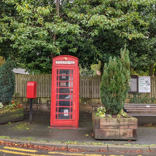 Telephone Box At Junction With Chester Road