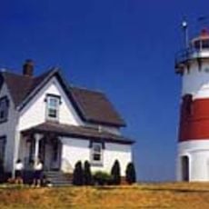Stratford Point Light