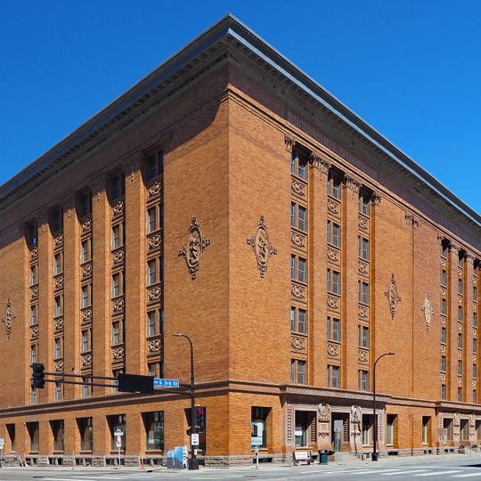 Advance Thresher/Emerson-Newton Implement Company