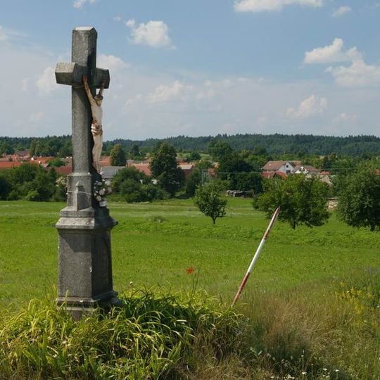 Kříž u silnice jižně od Hodova
