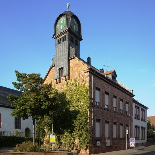 Ehemalige Schule von Leider