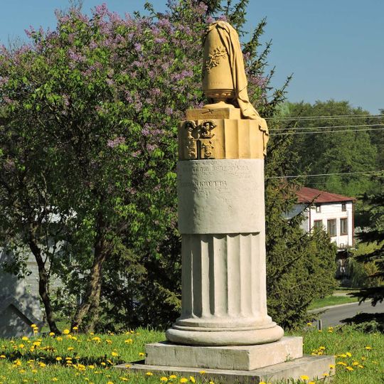 Cmentarz przy kościele w Lewiczyniu