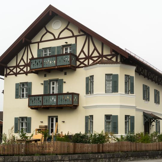 Rosenheimer Straße 1