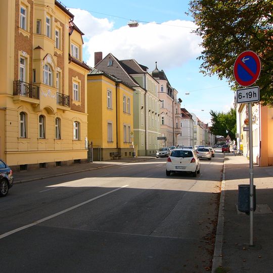 '''Ensemble Seligenthaler Straße'''
