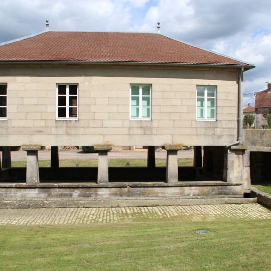 Mairie-lavoir de Mailleroncourt-Saint-Pancras