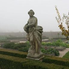 Socha alegorie živlů v zahradě špitálu v Kuksu (2)