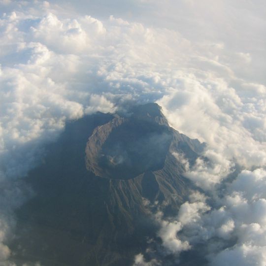 Gunung Raung