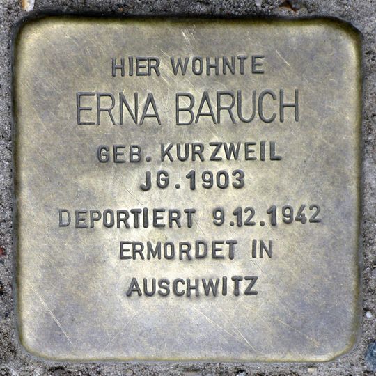 Stolperstein en memoria de Erna Baruch
