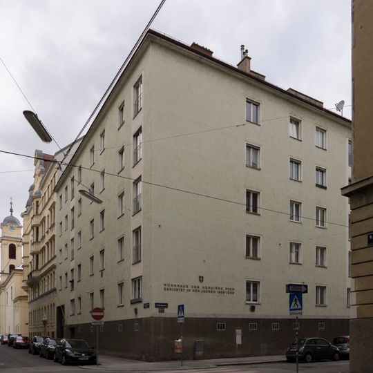 Wohnhausanlage Lichtentaler Gasse 11–13