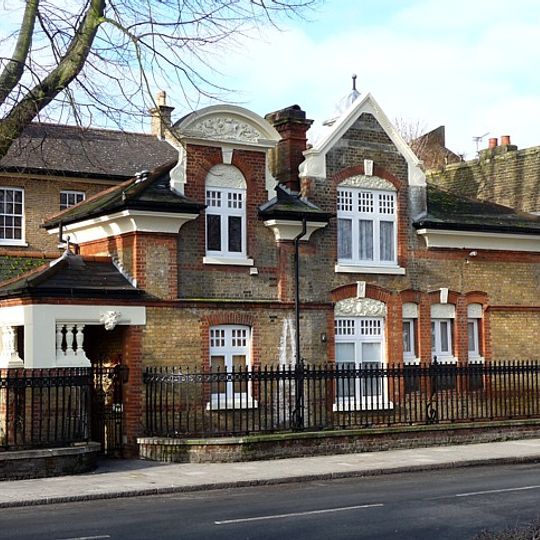 62A, Elder Road Se27