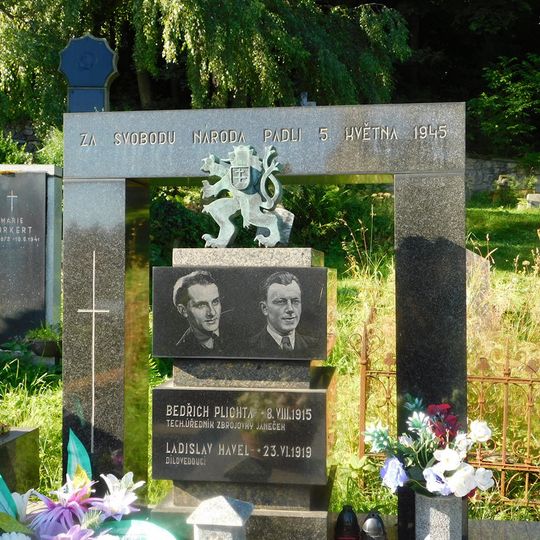 Pomník padlým v Květnovém povstání v Lipnici nad Sázavou