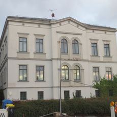 Villa mit Vorgarten Dresdner Straße 40