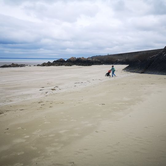 Plage de l'Avant port