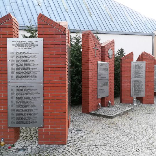 Pomnik Pomordowanych Policjantów II RP Województwa Poznańskiego