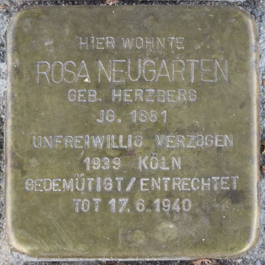 Stolperstein dedicated to Rosa Neugarten