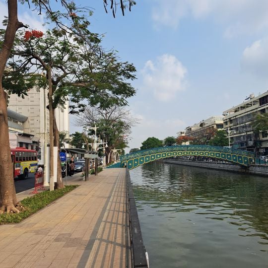 Khlong Phadung Krung Kasem