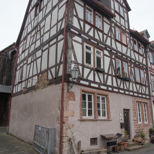 Schlossgasse 25
